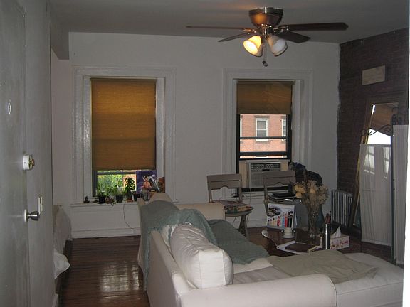 3rd image of 84 Ryerson St #1