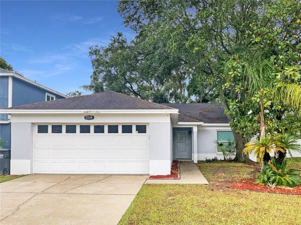 2538 Wrencrest Cir, Valrico, FL 33596