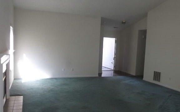 2nd image of 5606 Autumn Dr