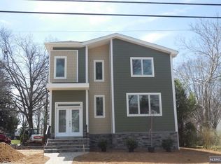 62 Morningside Ave, Cresskill, NJ 07626