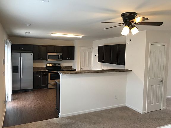 Large Kitchen Bar 