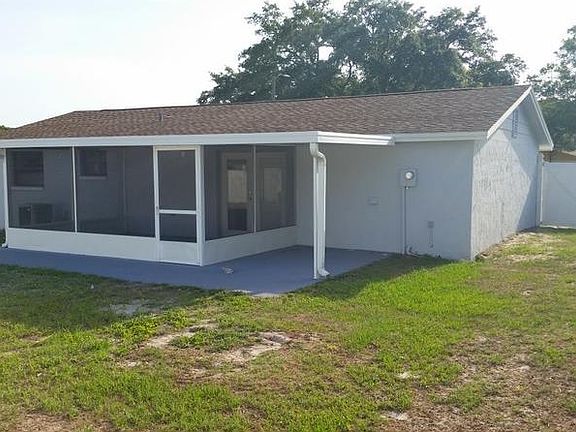 3rd image of 1217 Fairwood Ave