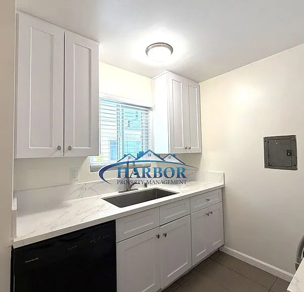 1907 Grant Ave #2 — Photo 3
