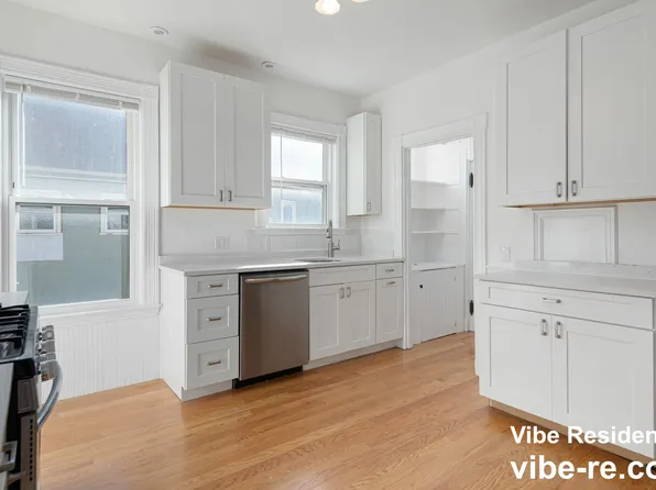 10-12 Castlerock St #2, Dorchester, MA 02125