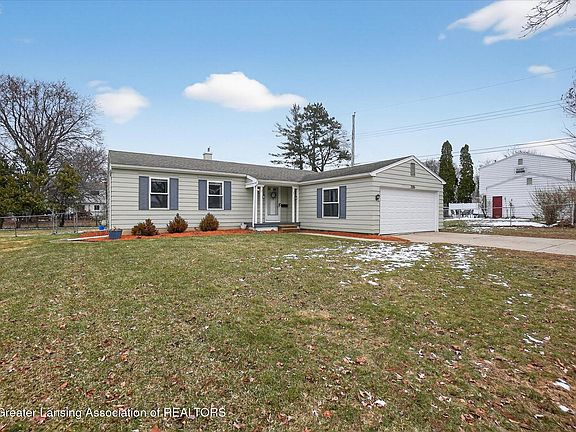 2nd image of 2315 Groesbeck Ave
