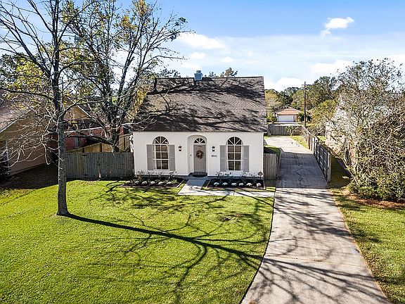 2nd image of 18542 Garden Oaks Dr