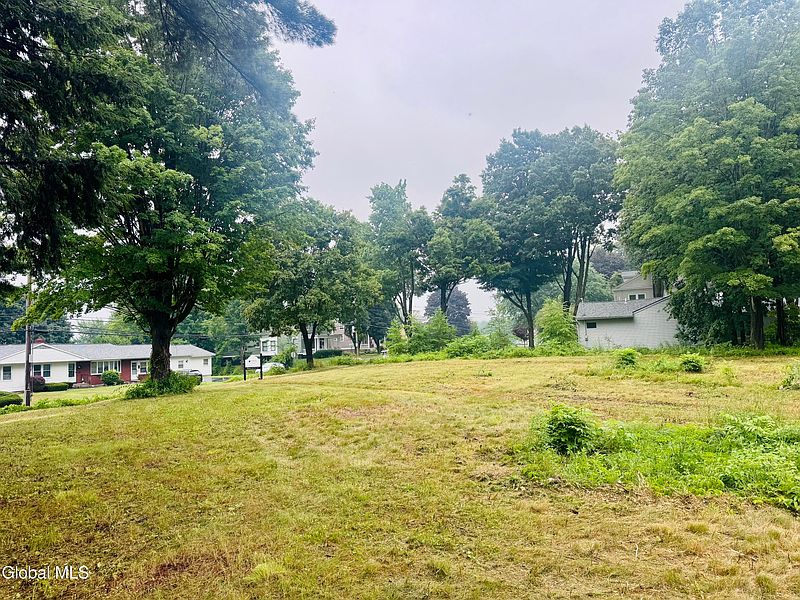 3rd image of 99 W High Street