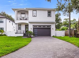 3616 E Royal Palm Cir, Tampa, FL 33629