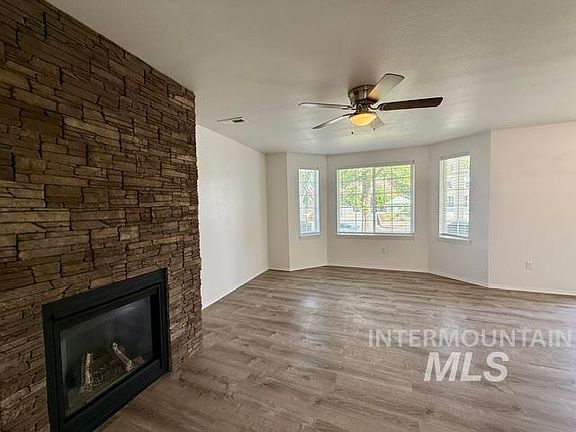 5th image of 226 1st Ave