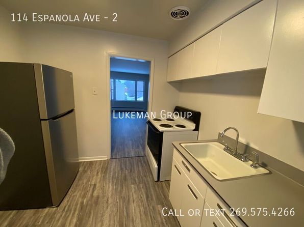114 Espanola Ave APT 2, Parchment, MI 49004