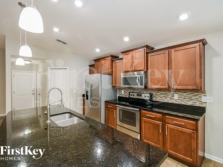 16126 Dowing Creek Dr — Photo 5