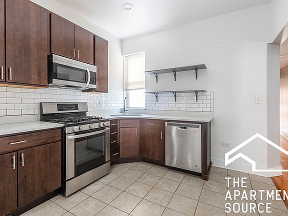 3rd image of 4736 W Armitage Ave APT 2