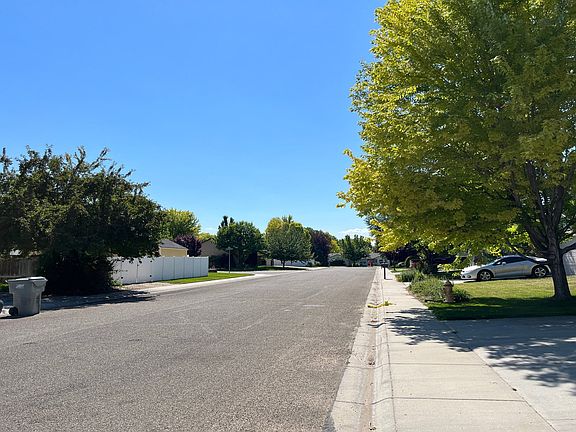 4th image of 2025 W Garden Ave