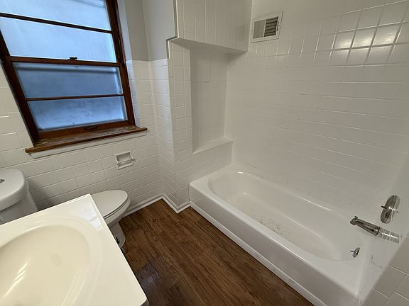 4th image of 3521 S 59th Ct Unit G