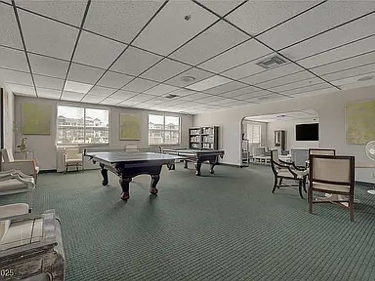 3930 University Center Dr #806 — Photo 36