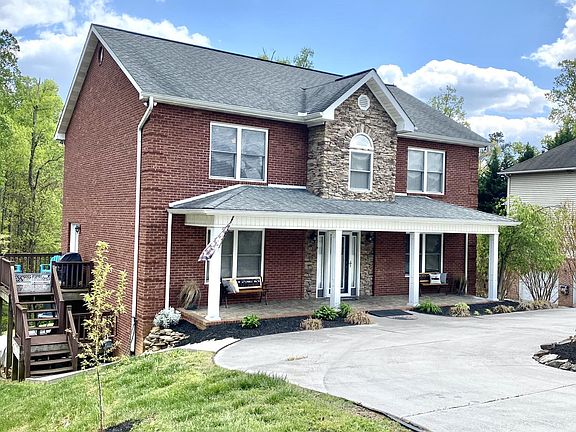 2nd image of 4830 Garfield Terrace Dr