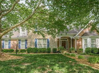 2825 Avenue Of The Woods, Louisville, KY 40241