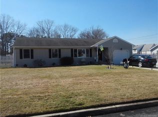 292 Tackle Ave, Manahawkin, NJ 08050