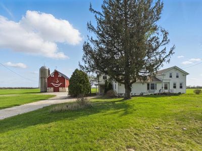 4801 Northwest HIGHWAY, Waterford, WI, 53185