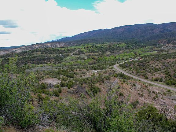 3rd image of Vallecitos Rd