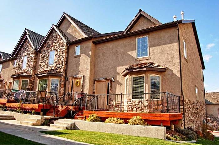 Townhouse style condo