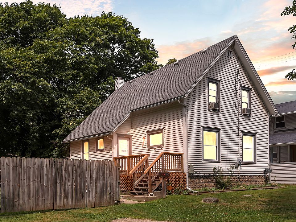 1st image of 406 S Hayford Ave