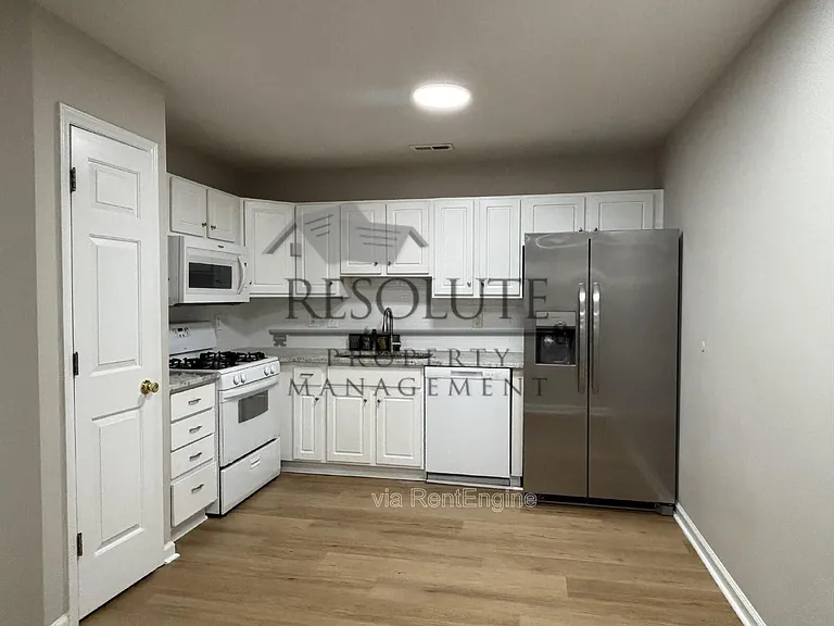 8650 Neuse Landing Ln #101 — Photo 3