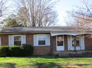 1403 Kingston Rd, Greensboro, NC 27405