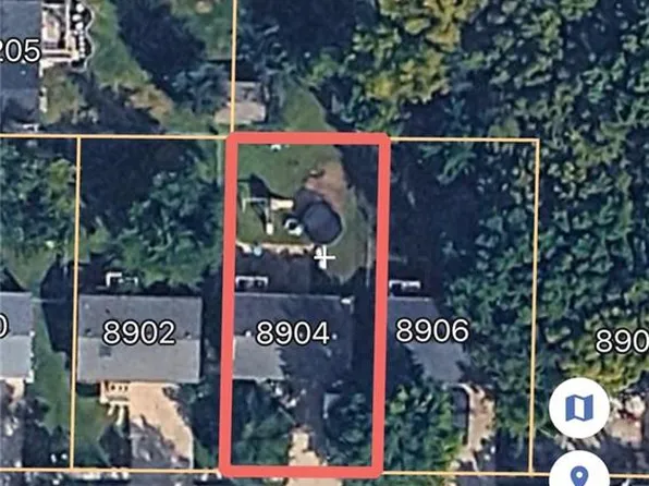 8904 NE 72nd St, Kansas City, MO 64158