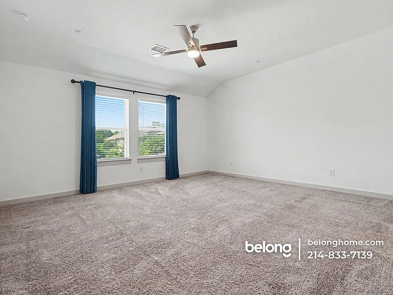 424 Matthew Dr — Photo 7