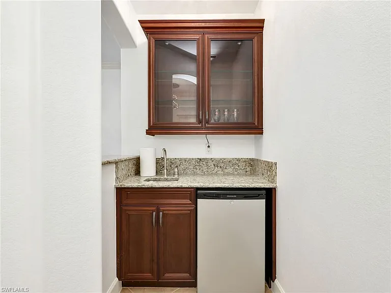 8060 Players Cove Dr #101 — Photo 23