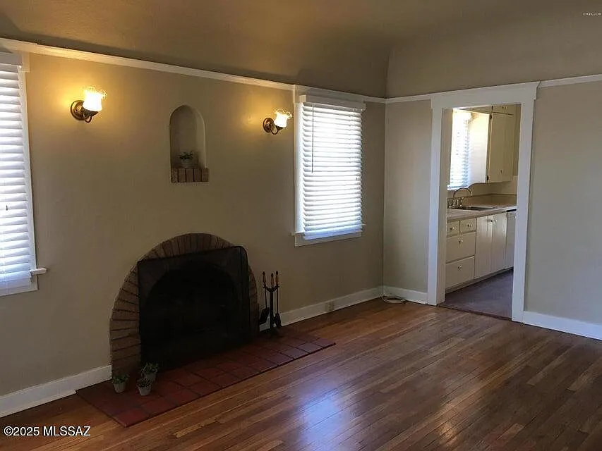 2 bed, 1.0 bath, 800 sqft, $1,650 — Photo 3