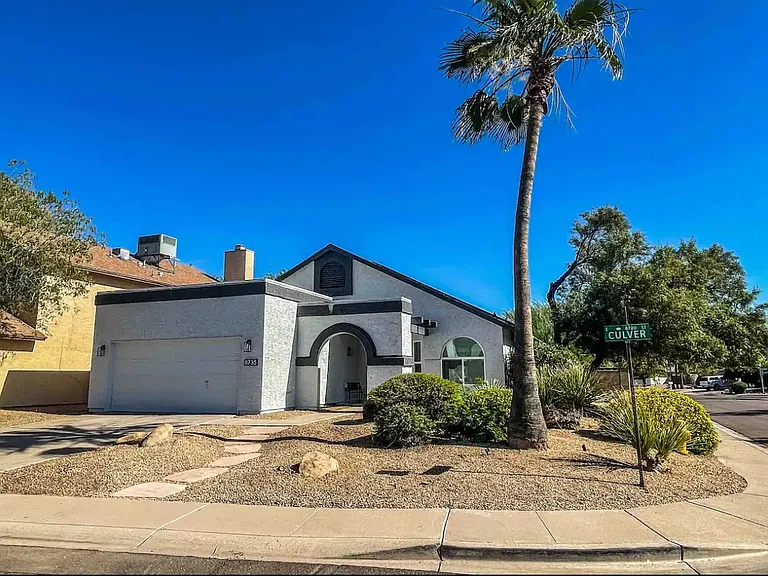 8735 E Culver St — Photo 44