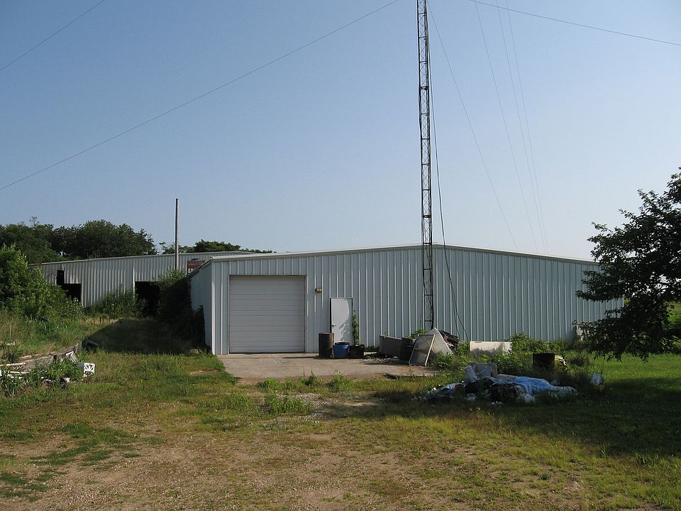 2nd image of 32567 130th St