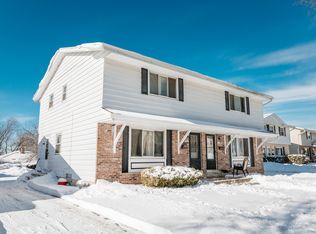 5041 N 106th St #5043, Milwaukee, WI 53225