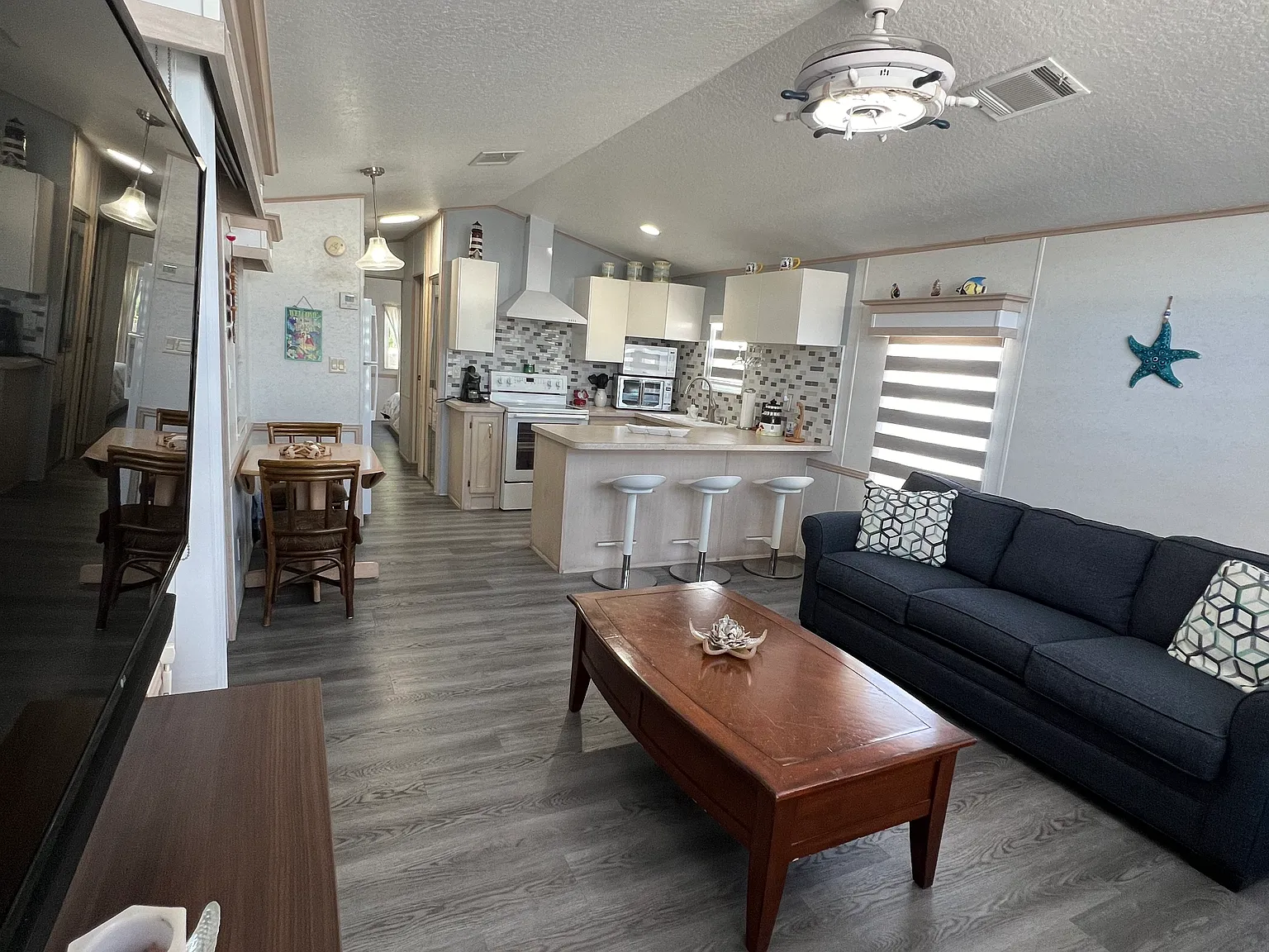 65821 Overseas Hwy — Photo 4
