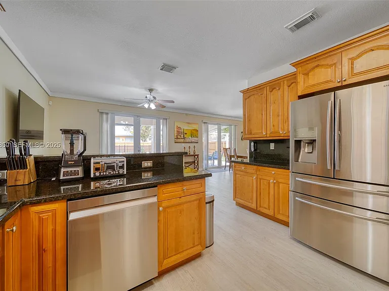 16403 SW 79th Ln #16403 — Photo 8
