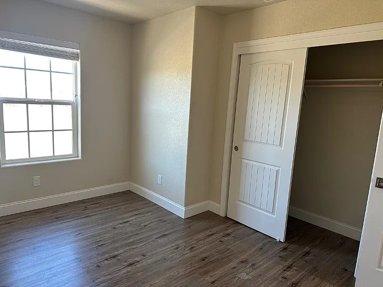 1338 Hermosa Dr — Photo 18