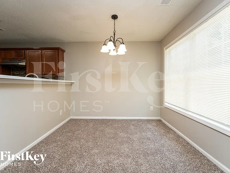 255 Fieldview Ln — Photo 7