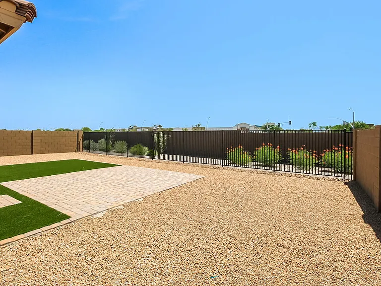 21059 E Estrella Rd — Photo 16
