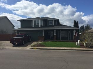 855 S Larch St, Canby, OR 97013