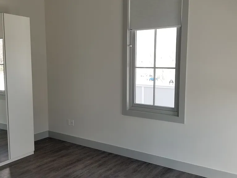 33 Elm St #4 — Photo 9