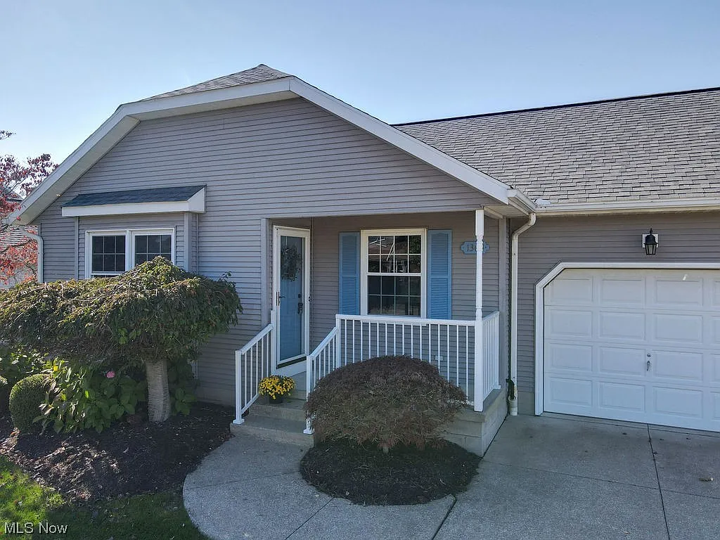1363 S Azalea Blvd photo 1