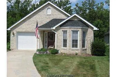 1831 Melvor Ln photo 1