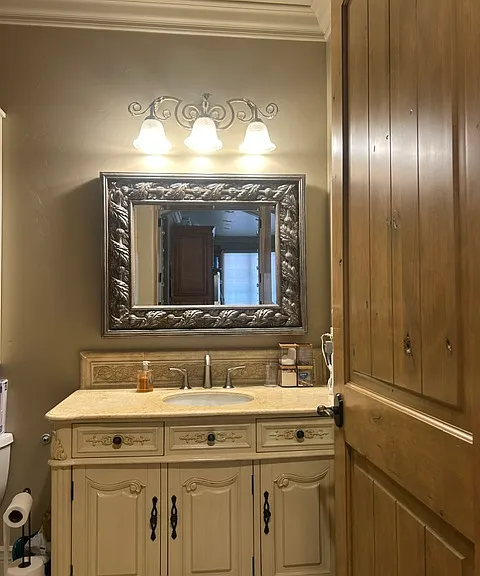 Reynolds Dr — Photo 18