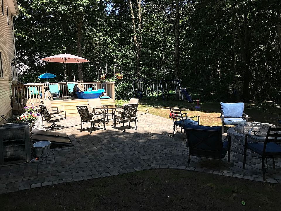 2nd image of 148 Cameron Dr