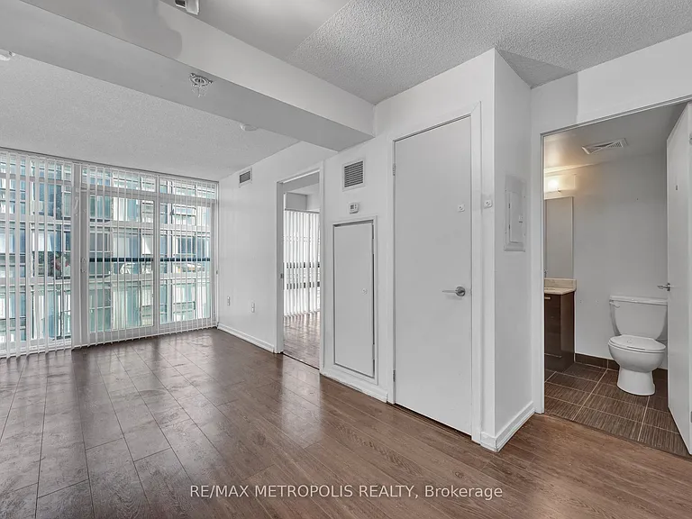 36 Lisgar St #1902W — Photo 15