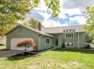 7041 Hopkins Rd, Mentor, OH 44060