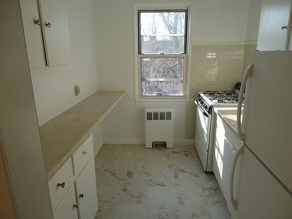 4th image of 14 S Broadway #3-3A
