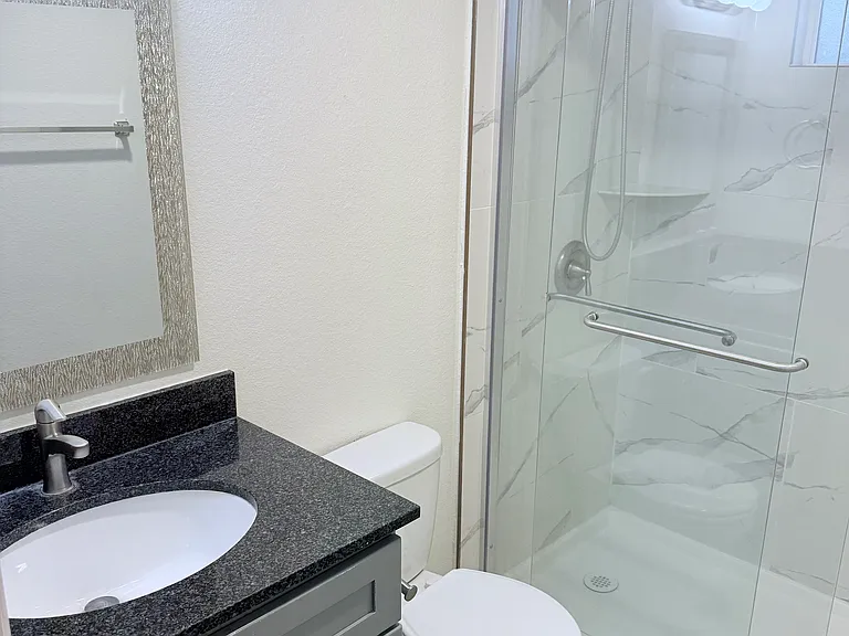 108 E Wakefield Ave #9 — Photo 7